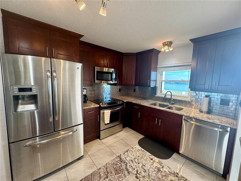 1230 Gulf Boulevard - Photo 9