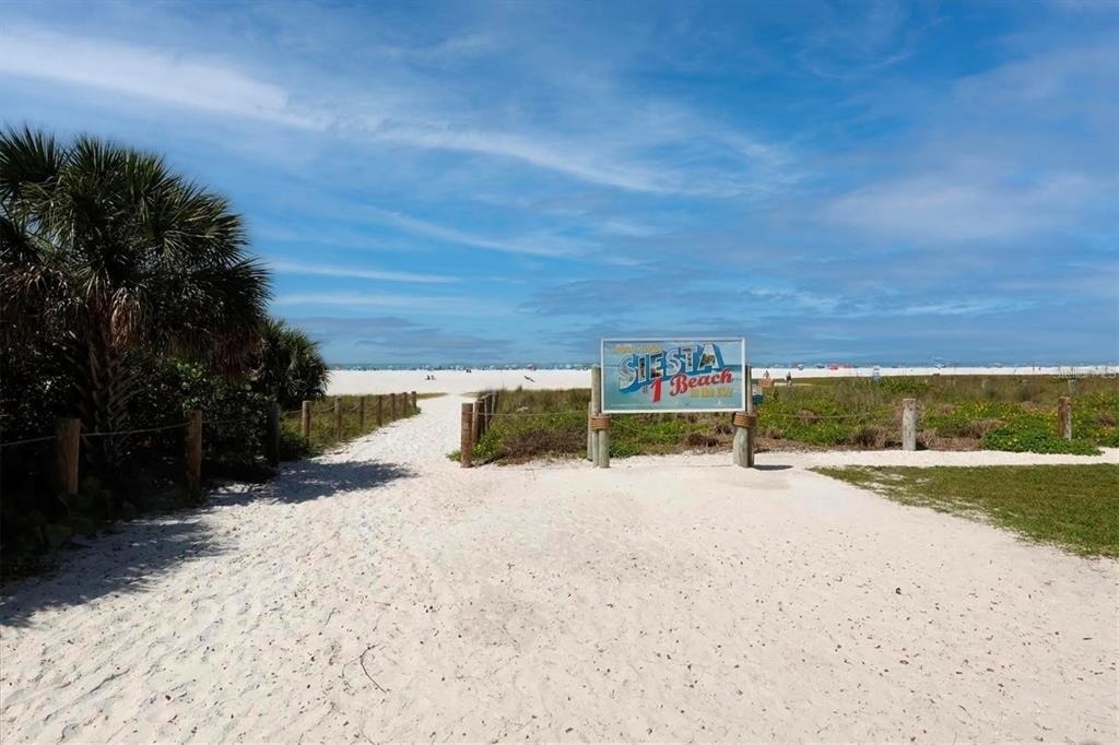 1640 Stickney Point Road - Photo 29