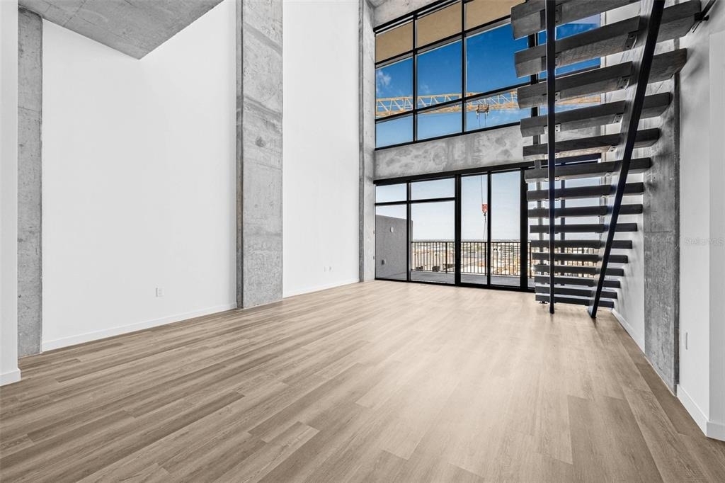 221 Main Street N - Photo 9