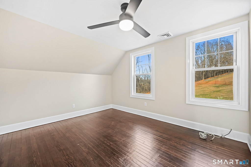 2 Sherman Avenue - Photo 15
