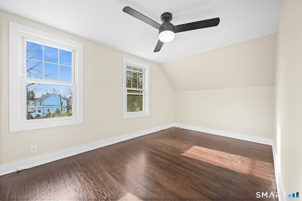 2 Sherman Avenue - Photo 12