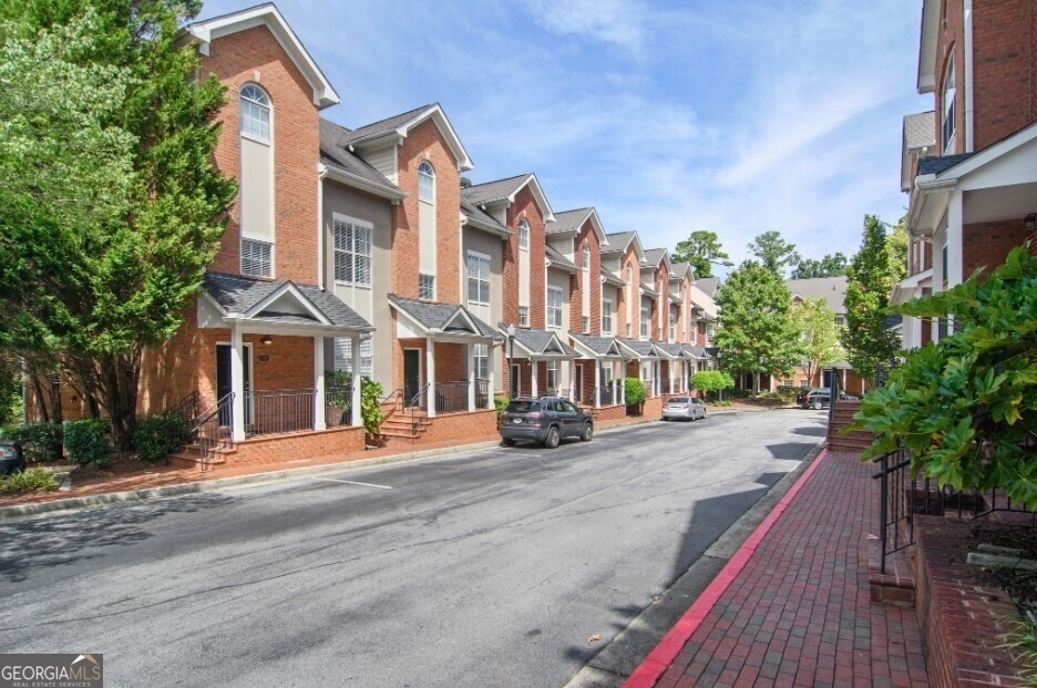 100 Ladson Court - Photo 17