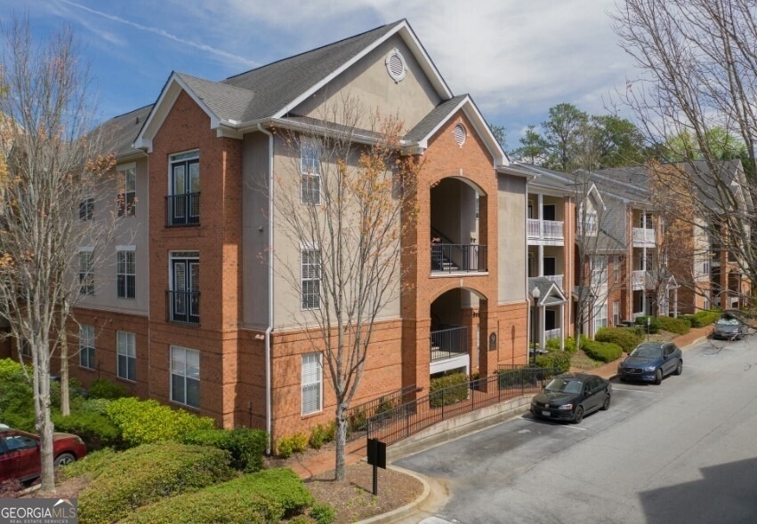 100 Ladson Court - Photo 8