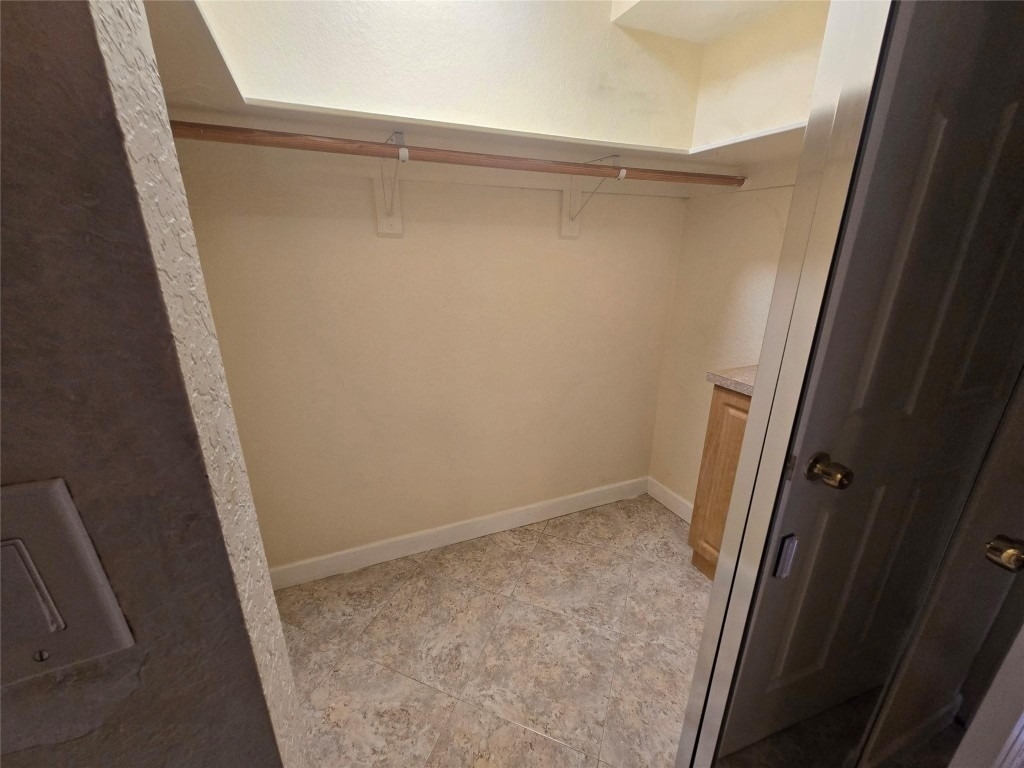 3531 Nw 50th Avenue - Photo 3