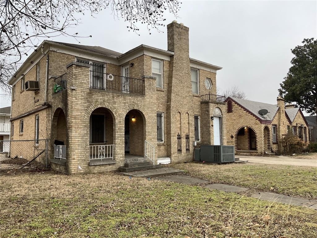 1802 Exchange Avenue - Photo 15