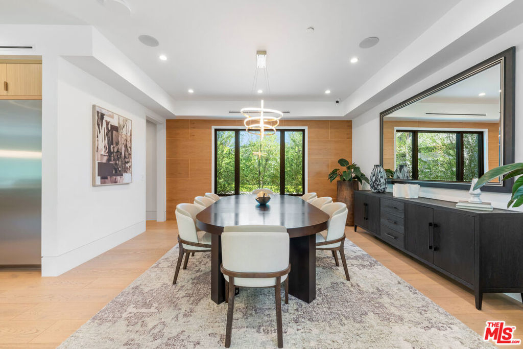 17228 Otsego Street - Photo 15