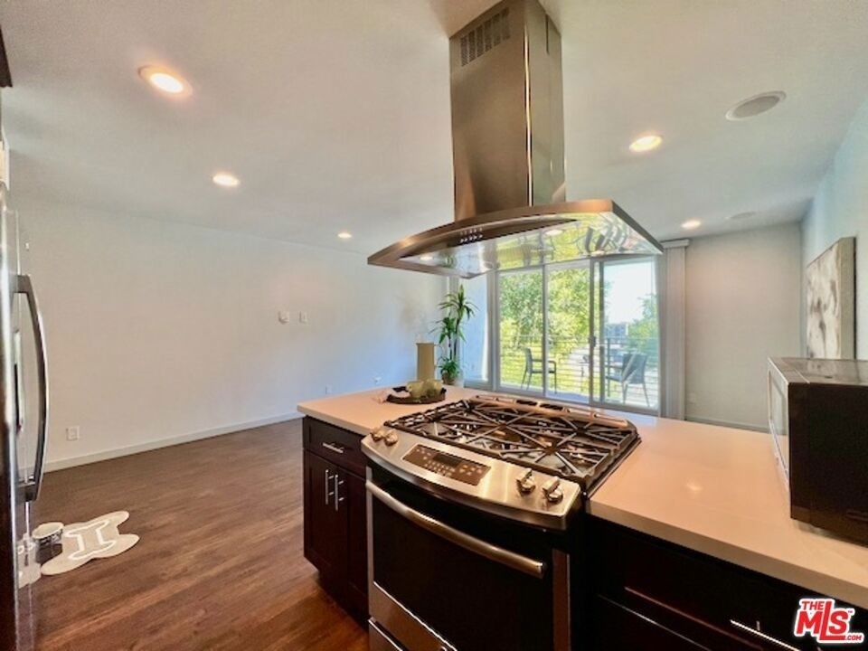 1920 Hillcrest Road - Photo 5