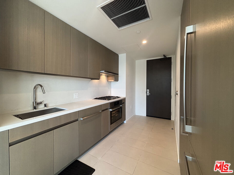 889 S Francisco St Street - Photo 5