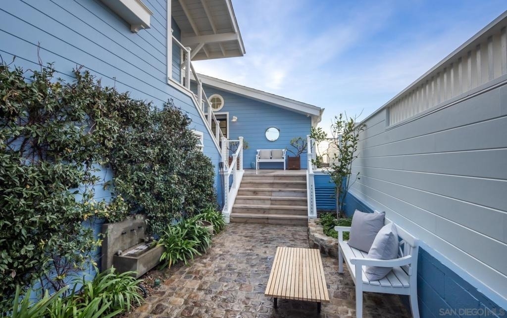 2050 Ocean Front - Photo 25