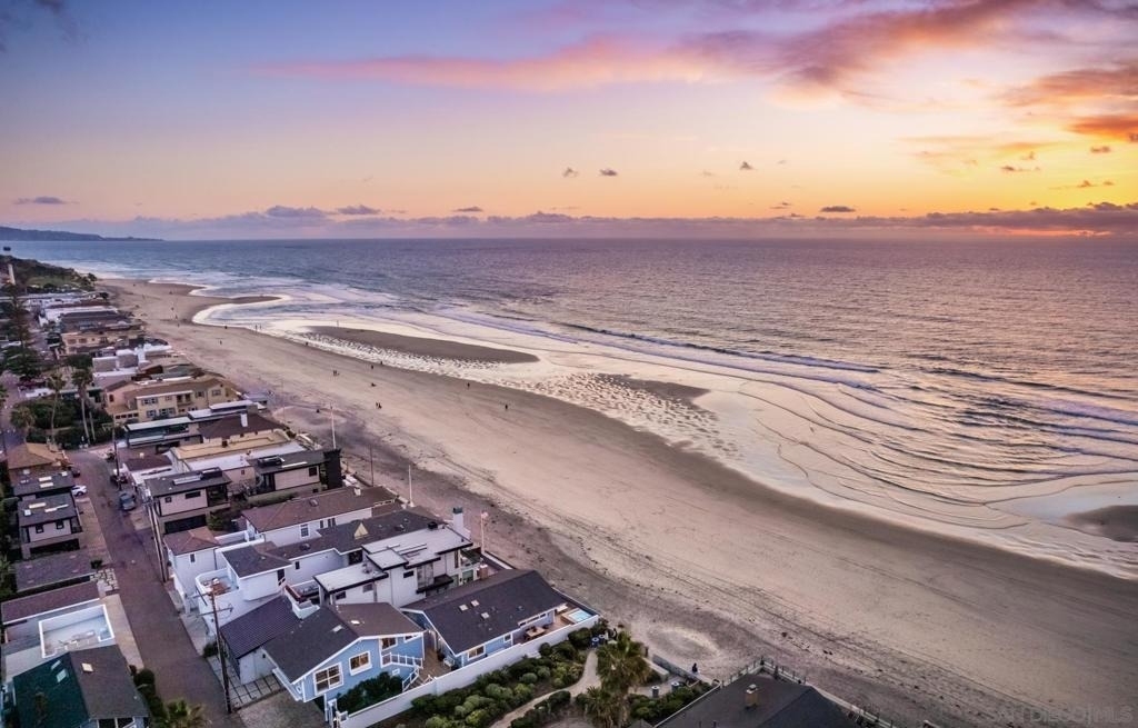2050 Ocean Front - Photo 29