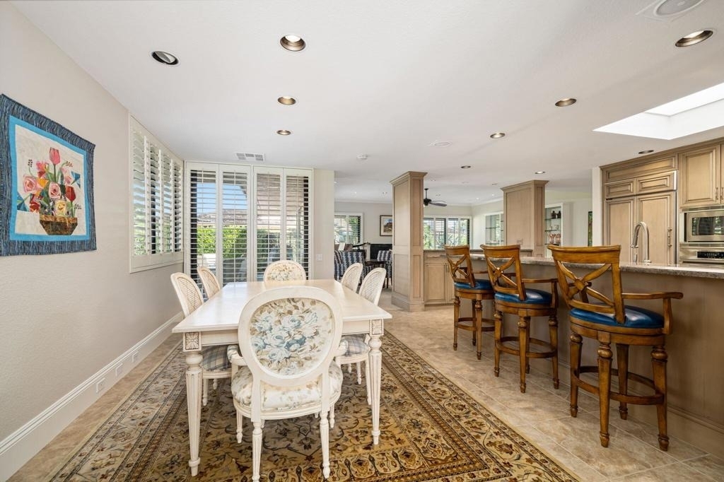 6 Oxford Court - Photo 11