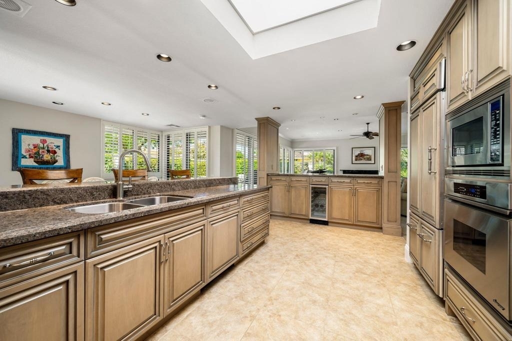 6 Oxford Court - Photo 8