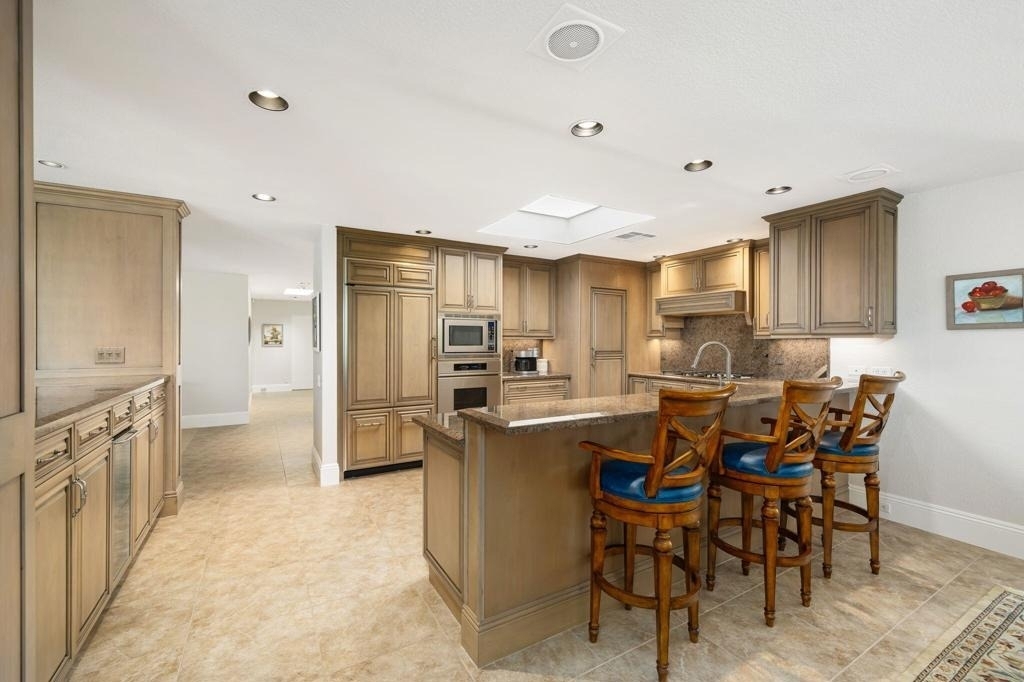 6 Oxford Court - Photo 6
