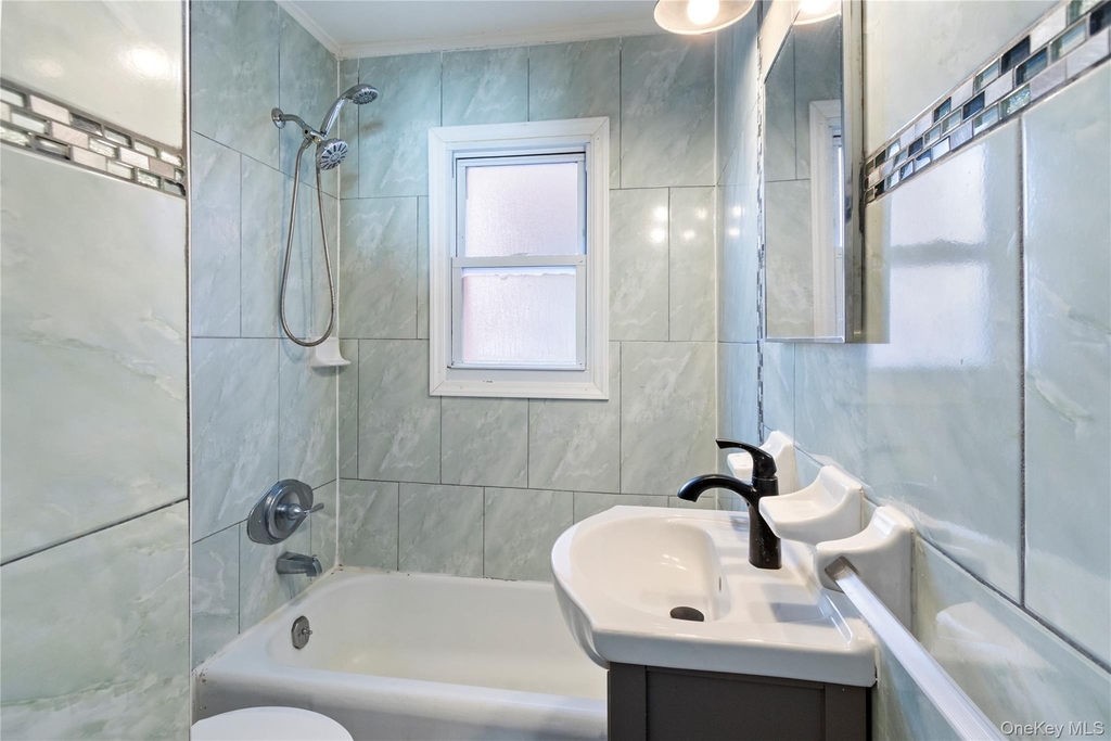 75 South Street - Photo 3