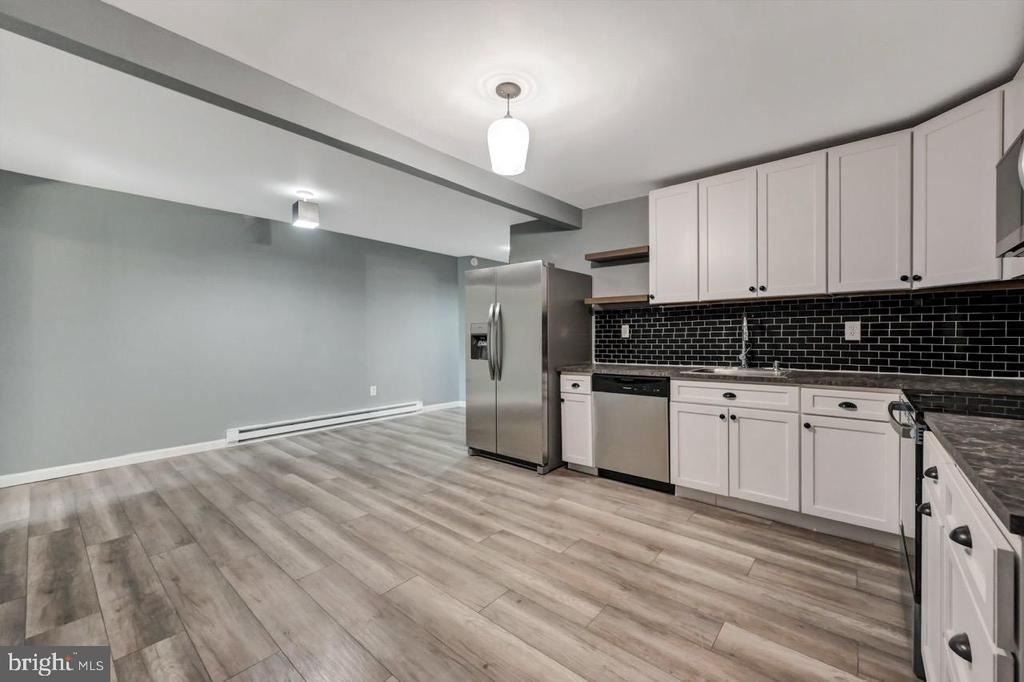 128a E Broad Street - Photo 17