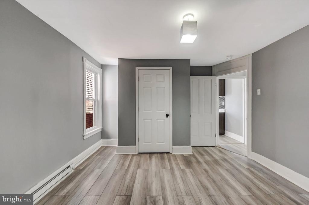 128a E Broad Street - Photo 23