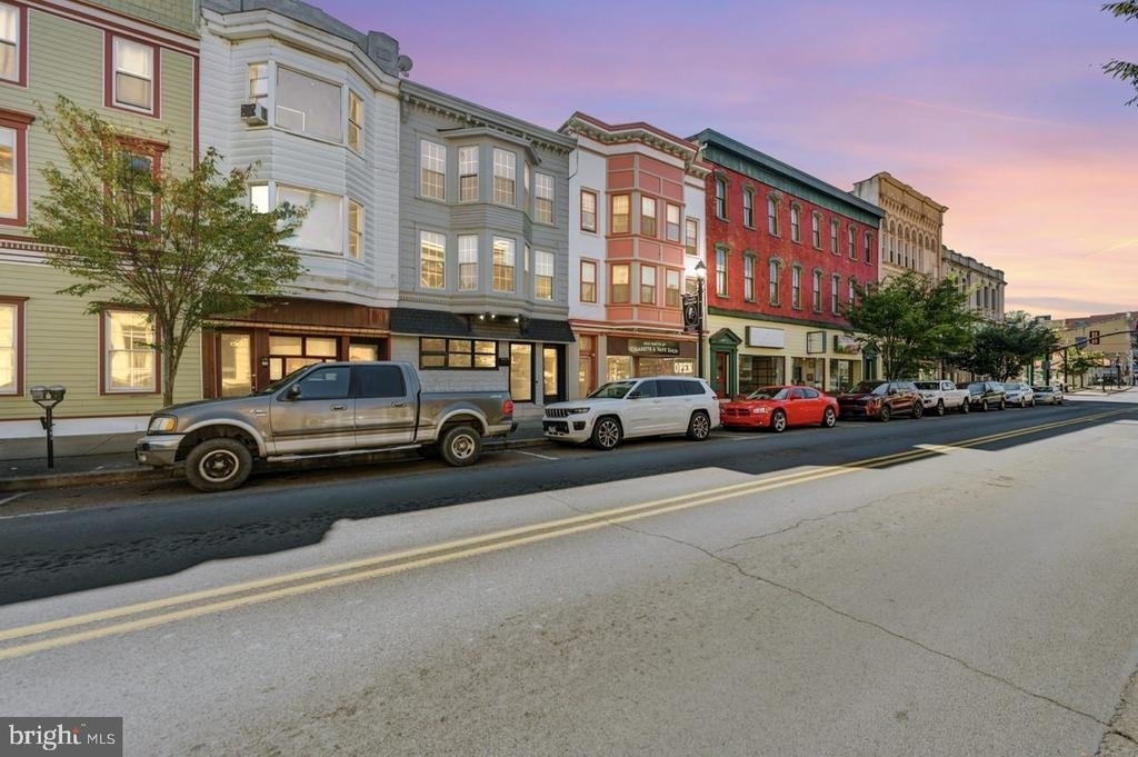 128a E Broad Street - Photo 3