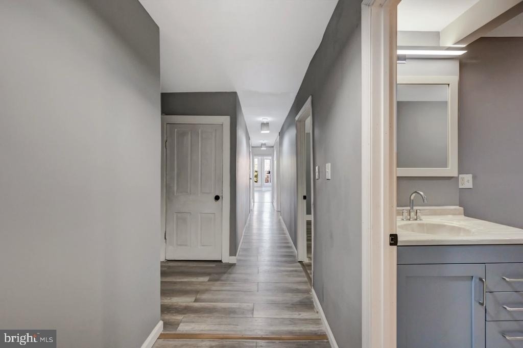 128a E Broad Street - Photo 34