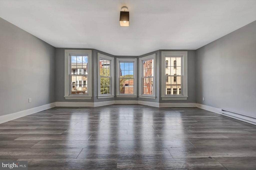 128a E Broad Street - Photo 8