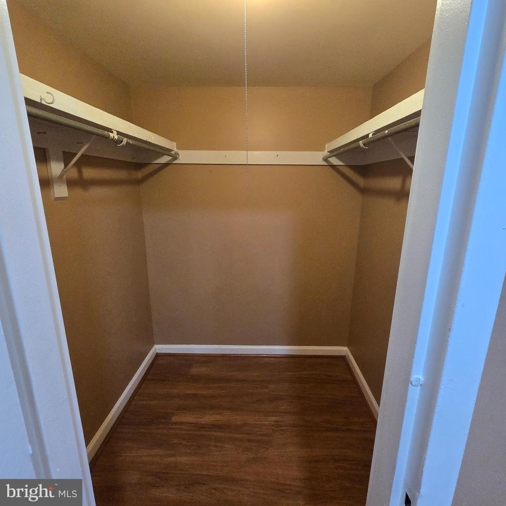 19319 Club House Road - Photo 14