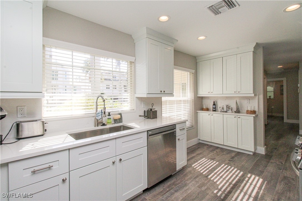 1353 Pelican Avenue - Photo 20