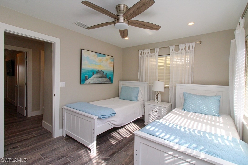 1353 Pelican Avenue - Photo 31