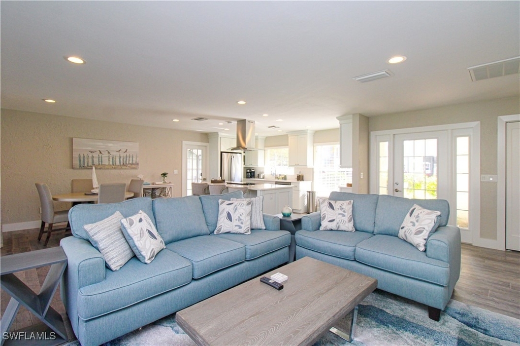 1353 Pelican Avenue - Photo 14