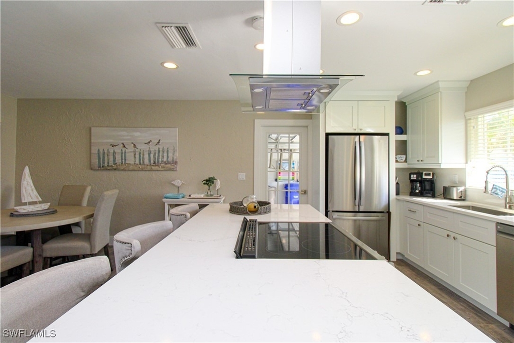 1353 Pelican Avenue - Photo 16