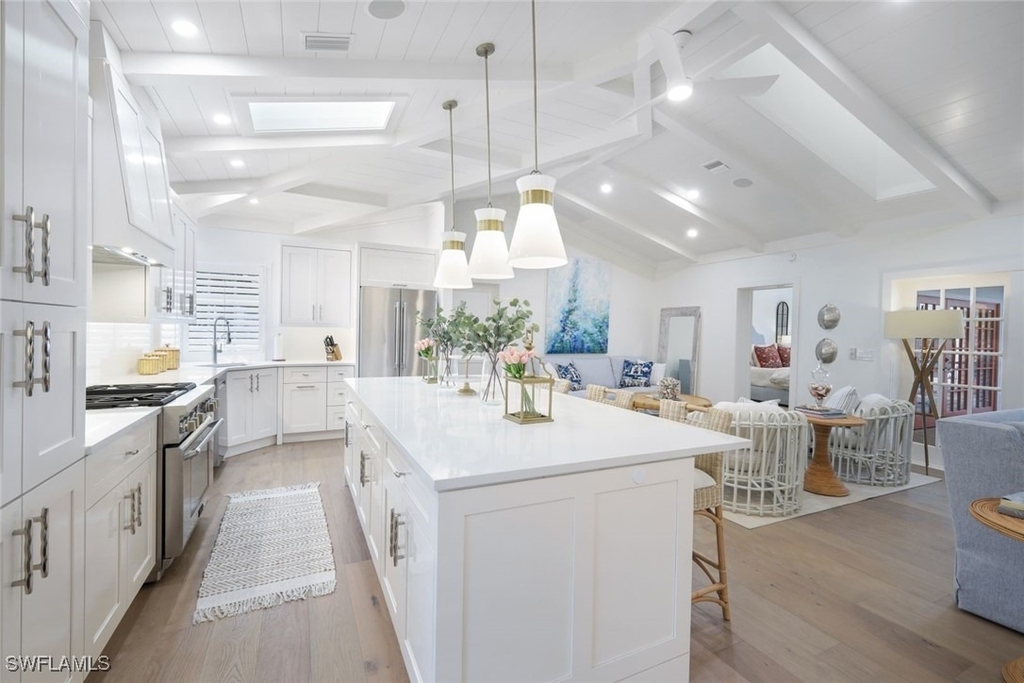 67 8th Avenue S - Photo 8