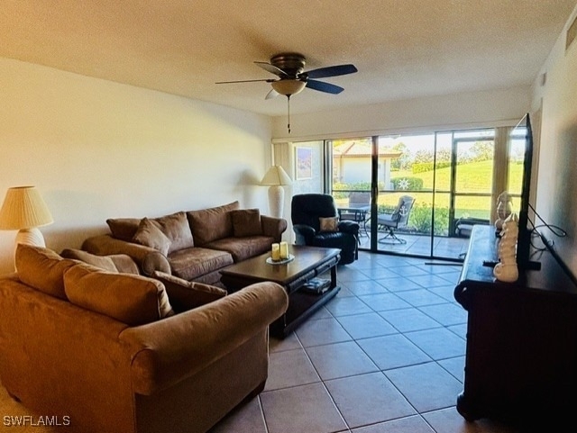 605 Augusta Boulevard - Photo 2