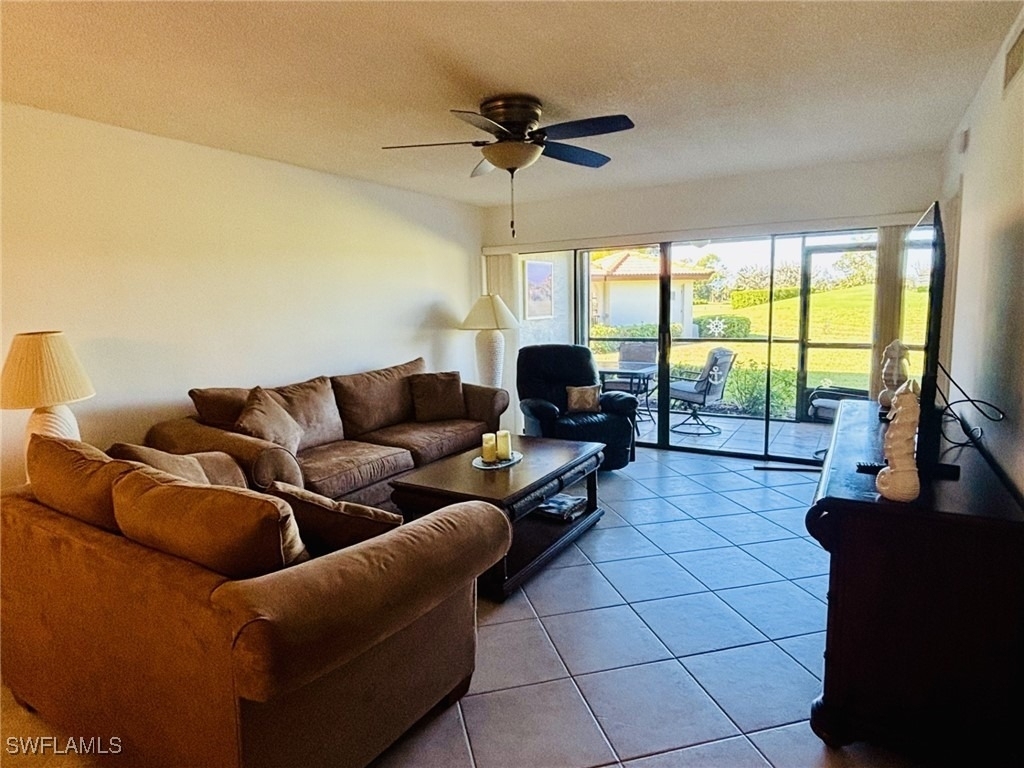 605 Augusta Boulevard - Photo 0