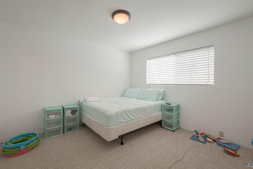 2201 Fountain View Drive - Photo 23