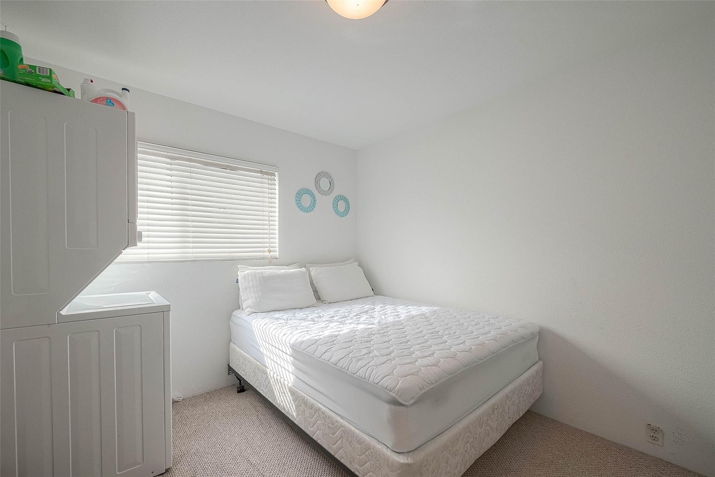2201 Fountain View Drive - Photo 20