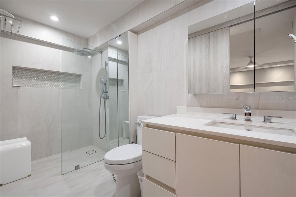 1510 Ashford Avenue - Photo 16