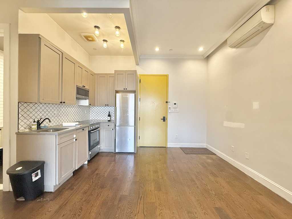 60-80 Myrtle Avenue - Photo 5