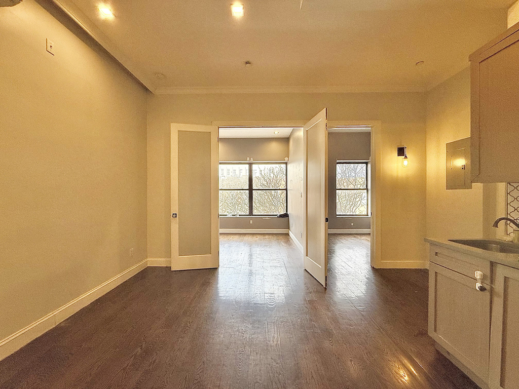 60-80 Myrtle Avenue - Photo 6
