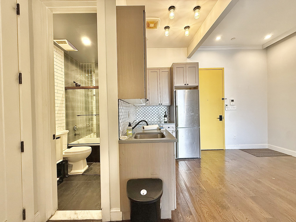 60-80 Myrtle Avenue - Photo 10