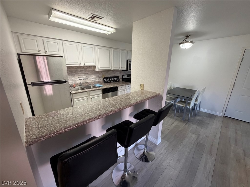 4961 River Glen Drive - Photo 4