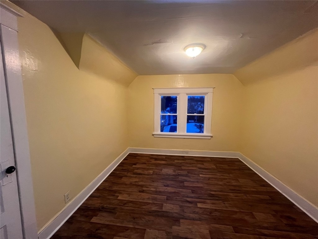 155 Willow Street - Photo 3