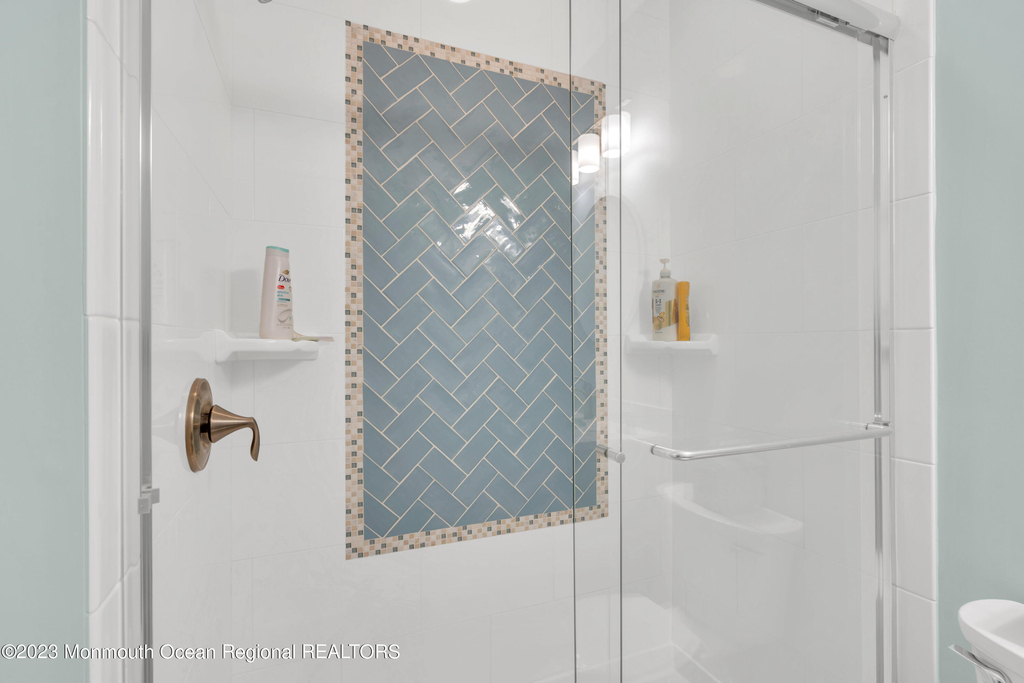 411 Harding Avenue - Photo 24