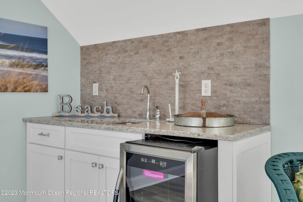 411 Harding Avenue - Photo 44