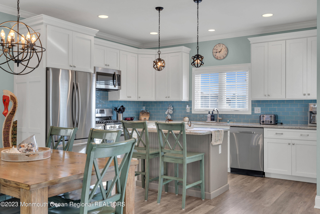 411 Harding Avenue - Photo 8