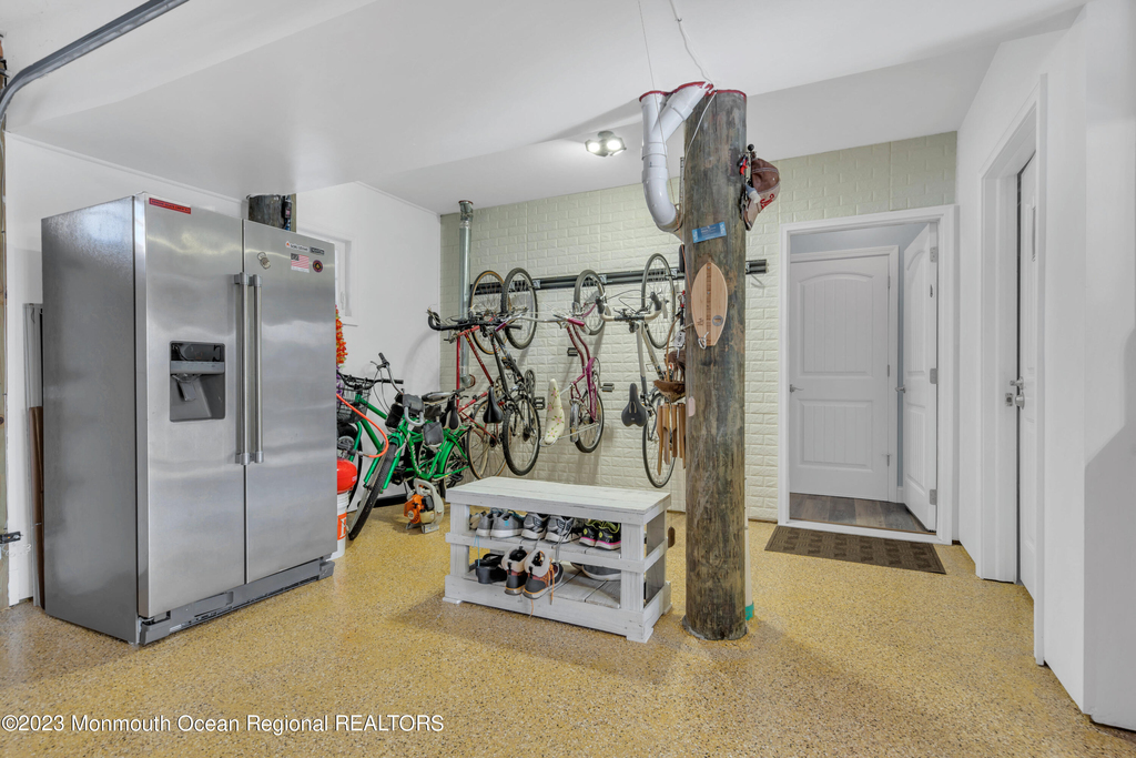 411 Harding Avenue - Photo 48