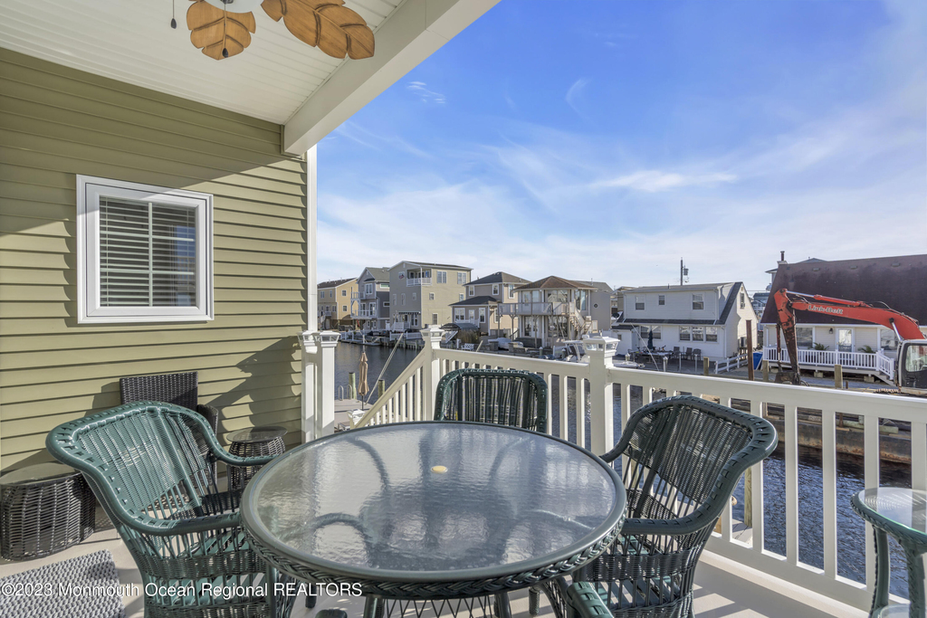 411 Harding Avenue - Photo 64