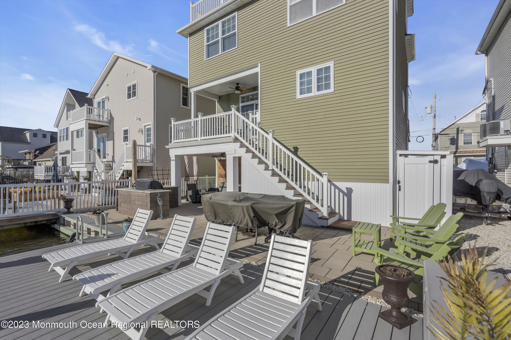 411 Harding Avenue - Photo 59