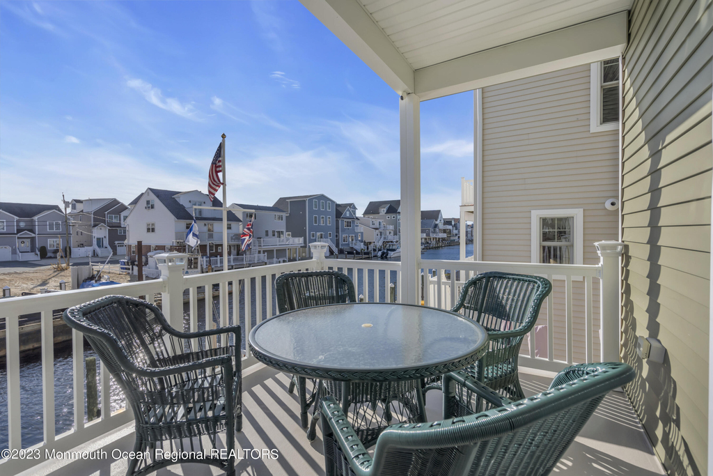 411 Harding Avenue - Photo 62