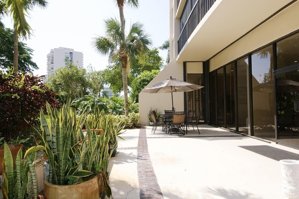 2480 Presidential Way - Photo 51