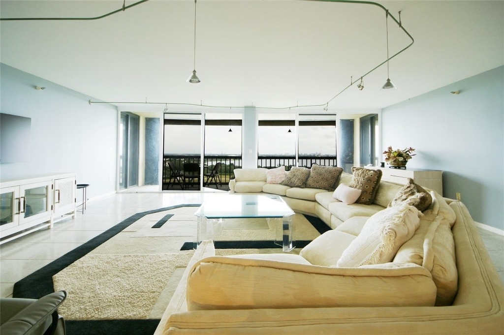 2480 Presidential Way - Photo 1