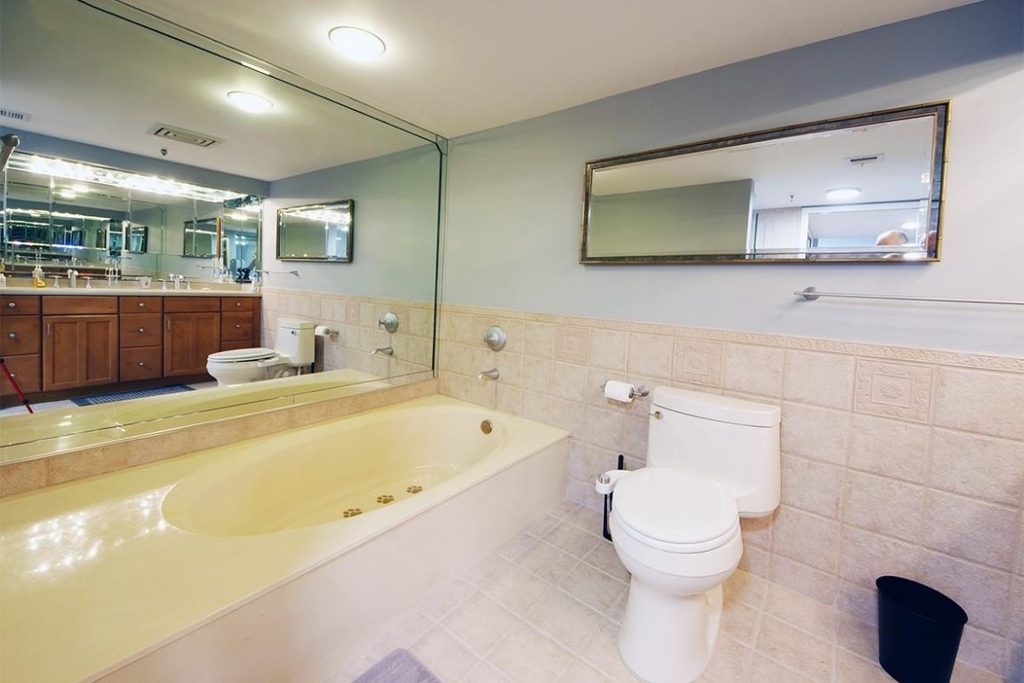 2480 Presidential Way - Photo 21