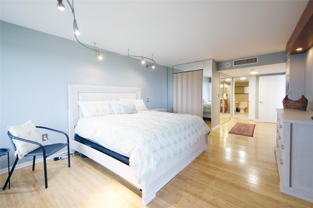 2480 Presidential Way - Photo 19